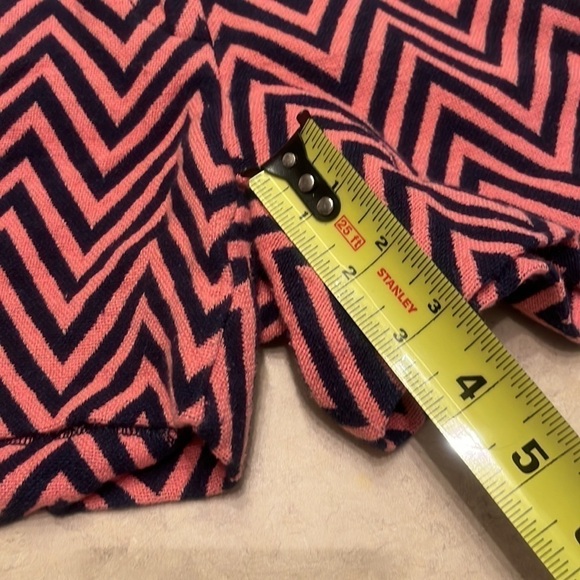 Ann Taylor LOFT The Riviera Shorts size 2 Coral pink Navy Chevron Stripe cotton - Picture 11 of 11
